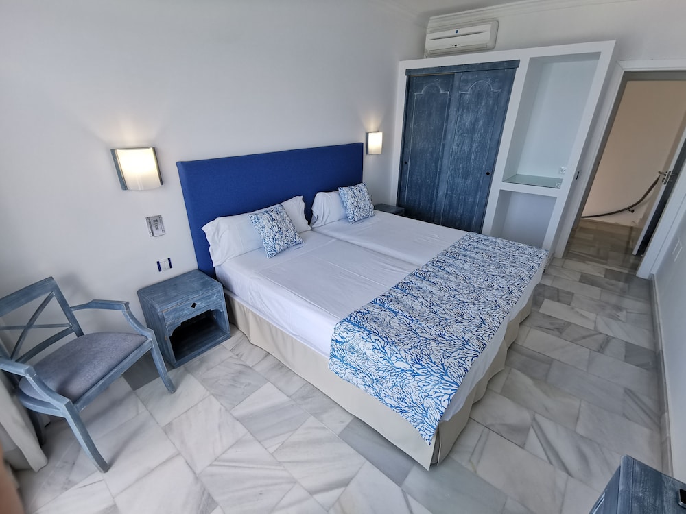 Apartamentos Igramar MorroJable - Adults Only — Hotel rooms in Esquinzo, Canary Islands