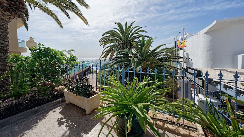 Apartamentos Igramar MorroJable - Adults Only — Attractions in the area in Esquinzo, Canary Islands