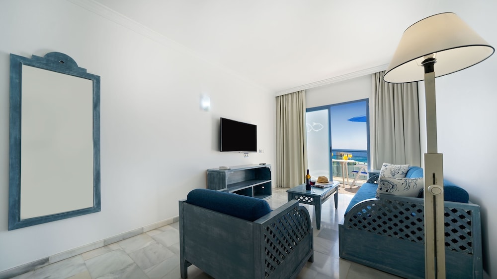 Apartamentos Igramar MorroJable - Adults Only — Hotel rooms in Esquinzo, Canary Islands