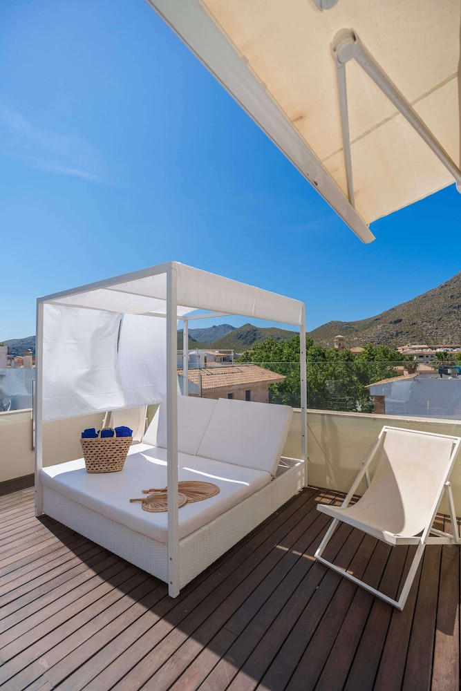 Mar Calma Hotel — Main photo in Puerto Pollensa, Balearic Islands