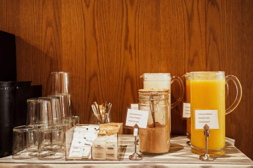 Mar Calma Hotel — Restaurant & bars in Puerto Pollensa, Balearic Islands