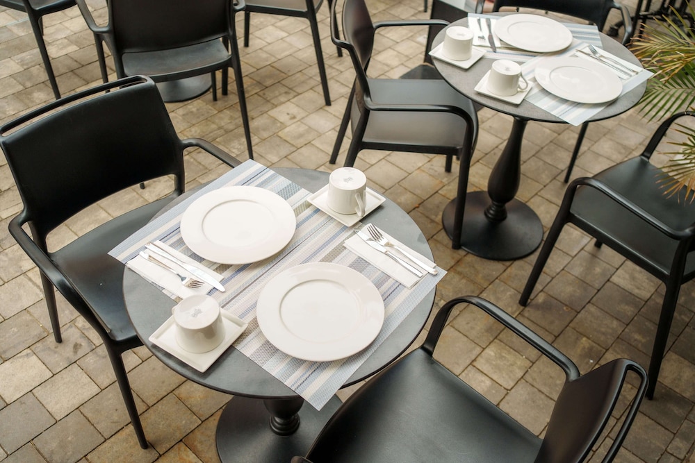 Mar Calma Hotel — Restaurant & bars in Puerto Pollensa, Balearic Islands