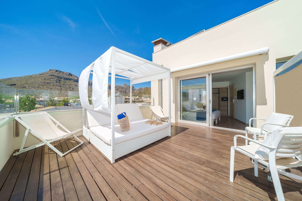 Mar Calma Hotel — Hotel rooms in Puerto Pollensa, Balearic Islands