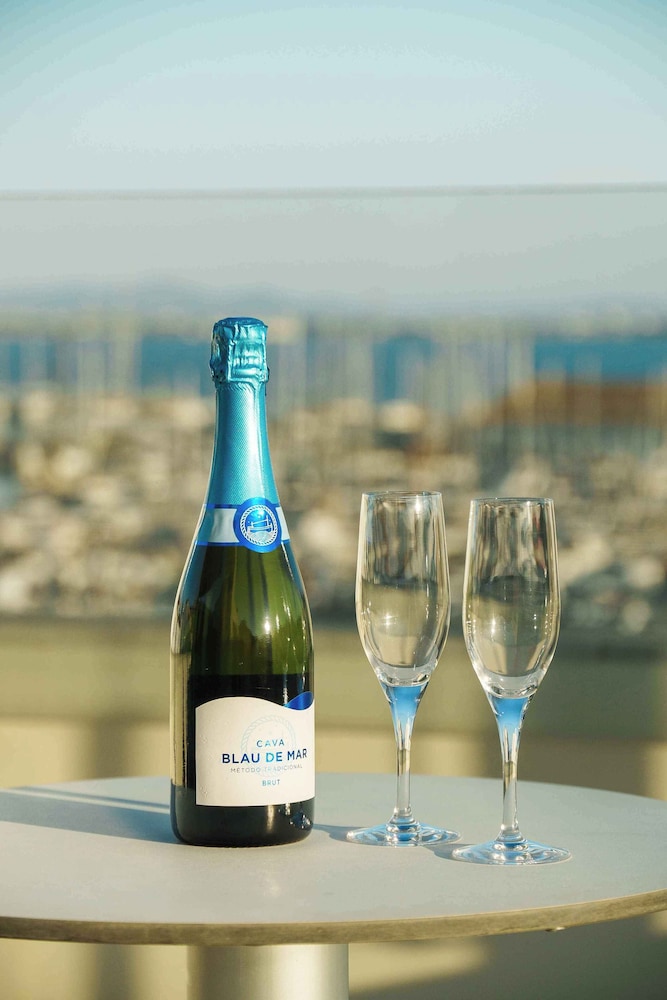 Mar Calma Hotel — Restaurant & bars in Puerto Pollensa, Balearic Islands
