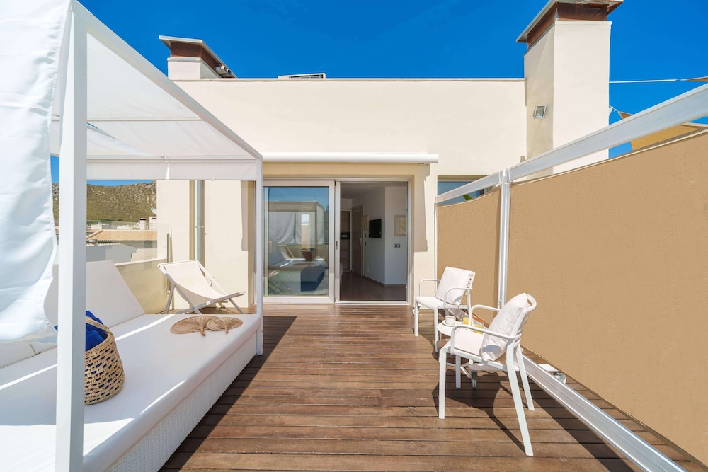 Mar Calma Hotel — Hotel rooms in Puerto Pollensa, Balearic Islands