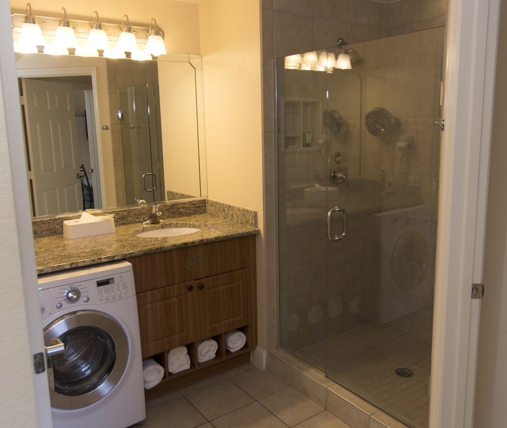 Westgate Town Center Resort — Hotel rooms in Kissimmee, Florida