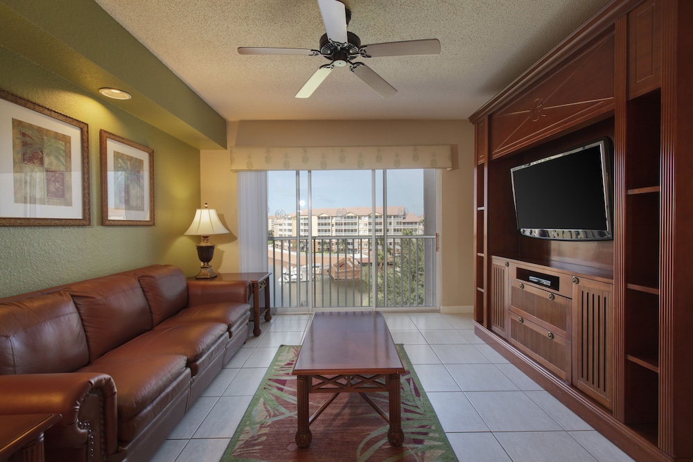 Westgate Town Center Resort — Hotel rooms in Kissimmee, Florida