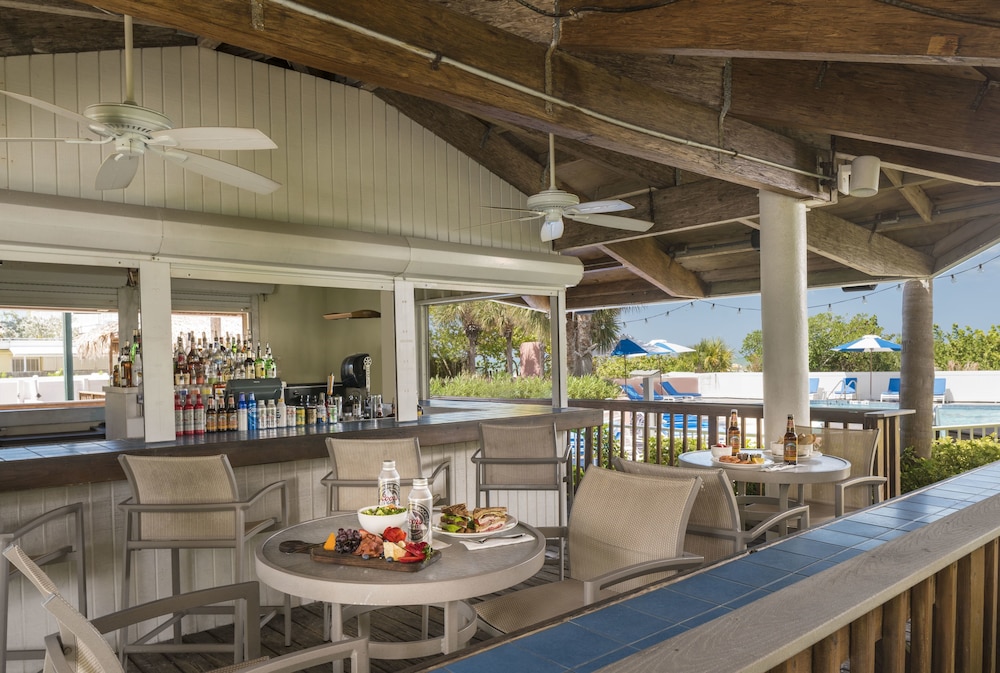 Beach House Suites by the Don CeSar — Restaurant & bars in Tierra Verde, Florida
