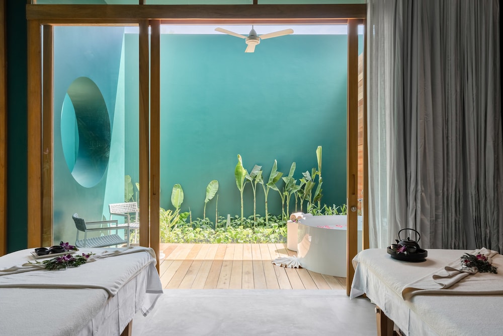 SALA Samui Chaweng Beach Resort — Hotel rooms in Bo Phut, Surat Thani