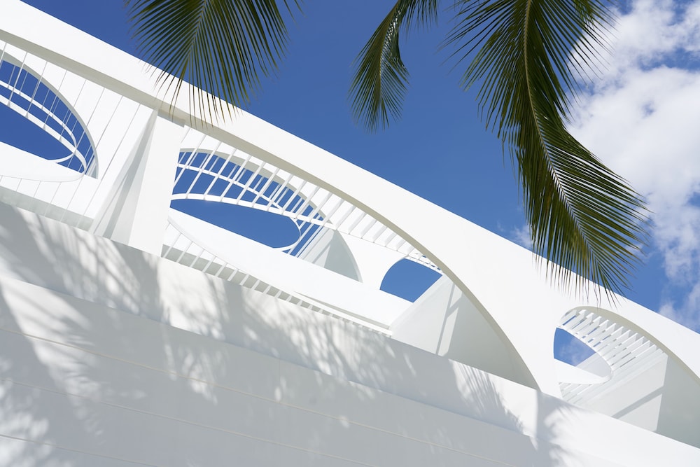 SALA Samui Chaweng Beach Resort — Hotel building in Bo Phut, Surat Thani