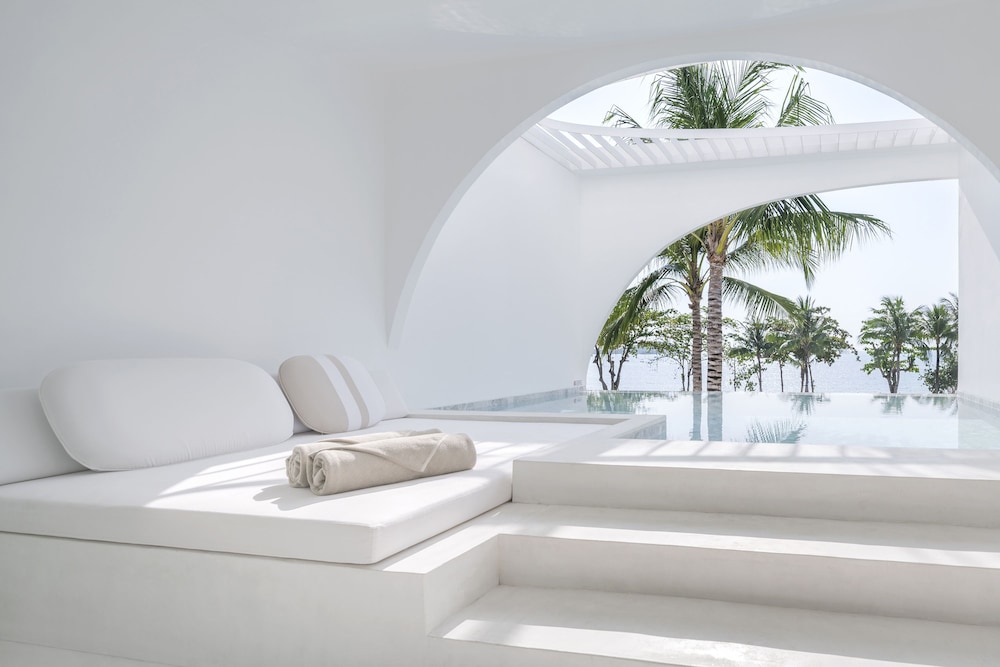 SALA Samui Chaweng Beach Resort — Swimming pool in Bo Phut, Surat Thani