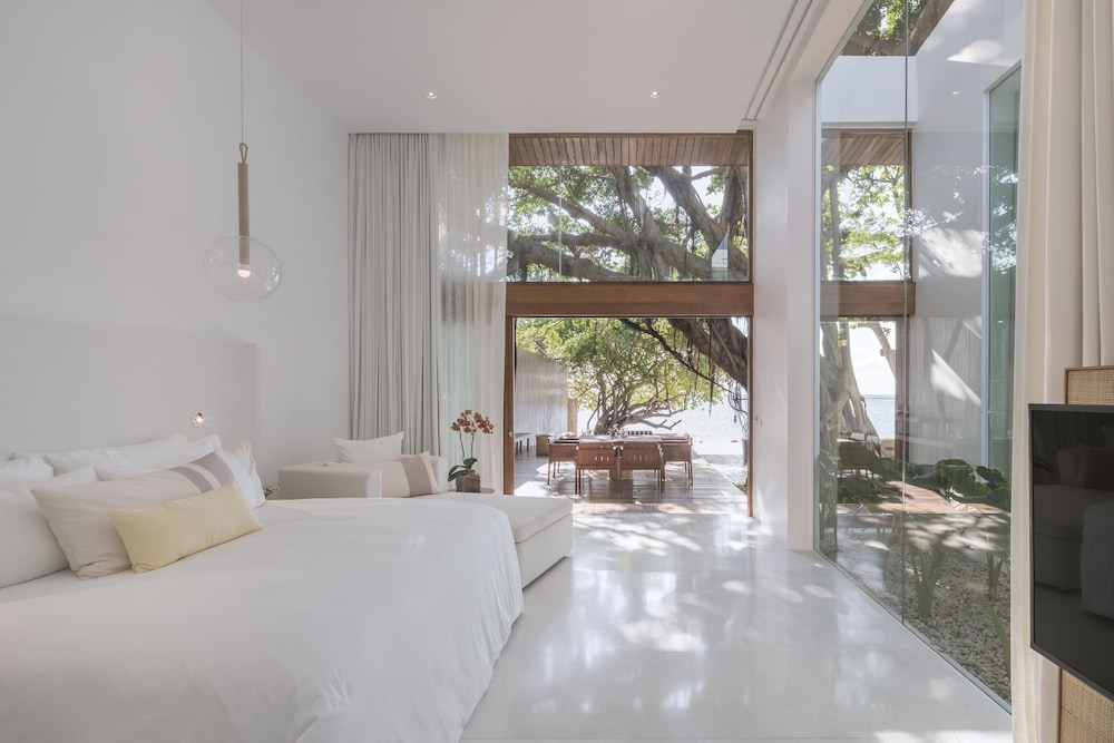 SALA Samui Chaweng Beach Resort — Hotel rooms in Bo Phut, Surat Thani