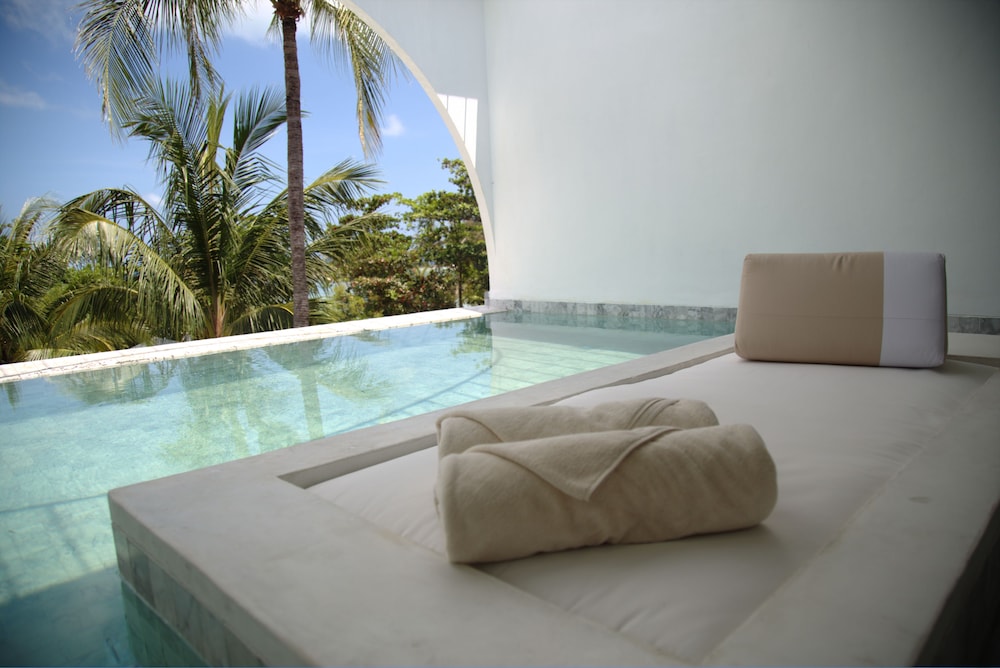 SALA Samui Chaweng Beach Resort — Hotel rooms in Bo Phut, Surat Thani