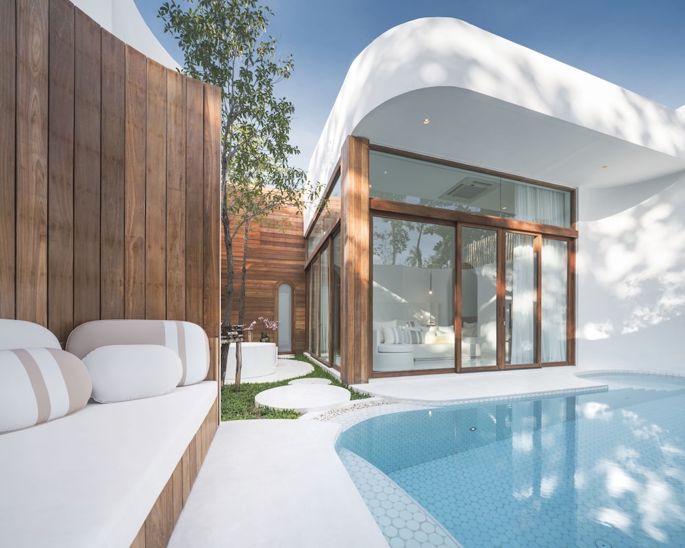 SALA Samui Chaweng Beach Resort — Hotel building in Bo Phut, Surat Thani