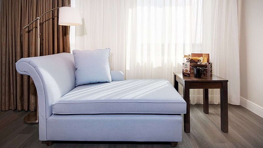 Florida Hotel & Conference Center in the Florida Mall — Hotel rooms in Orlando, Florida