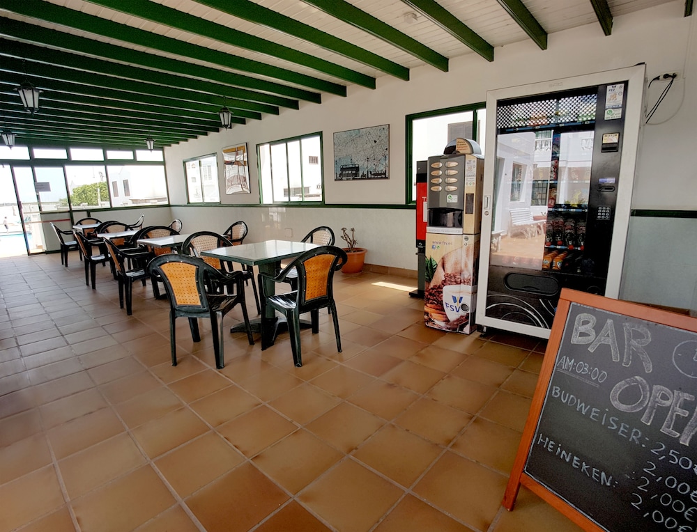 Apartamentos Tisalaya — Restaurant & bars in Puerto del Carmen, Canary Islands