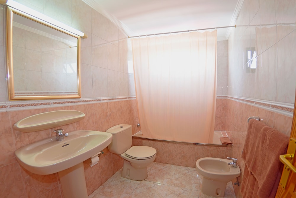 Apartamentos Tisalaya — Hotel rooms in Puerto del Carmen, Canary Islands