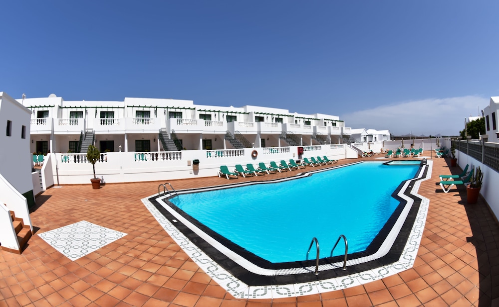 Apartamentos Tisalaya — Swimming pool in Puerto del Carmen, Canary Islands