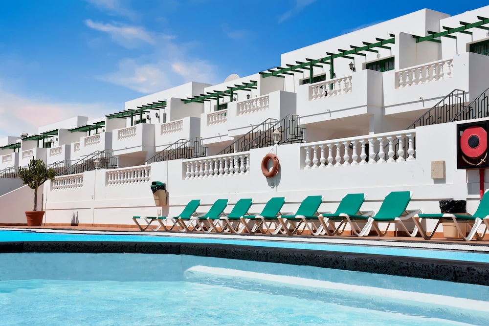 Apartamentos Tisalaya — Main photo in Puerto del Carmen, Canary Islands