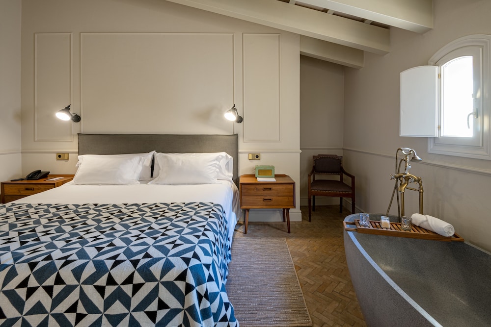 Hotel Boutique Can Sastre — Hotel rooms in Ciutadella de Menorca, Balearic Islands