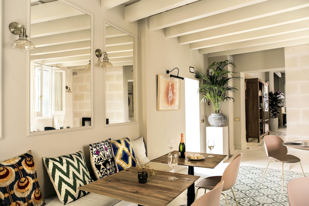 Hotel Boutique Can Sastre — Hotel rooms in Ciutadella de Menorca, Balearic Islands