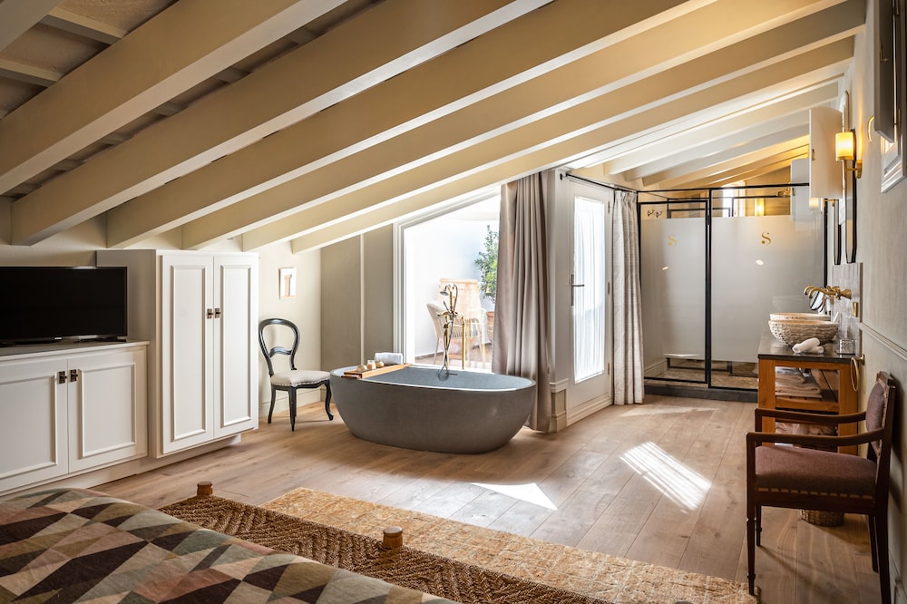 Hotel Boutique Can Sastre — Hotel rooms in Ciutadella de Menorca, Balearic Islands