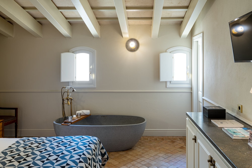 Hotel Boutique Can Sastre — Hotel rooms in Ciutadella de Menorca, Balearic Islands