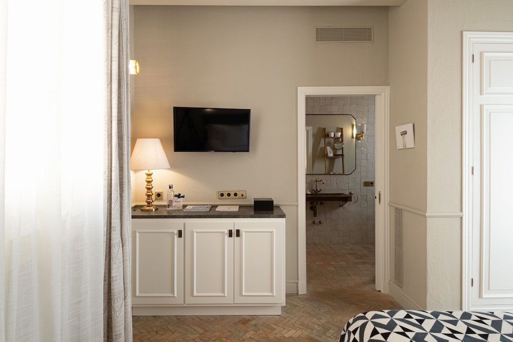Hotel Boutique Can Sastre — Hotel rooms in Ciutadella de Menorca, Balearic Islands