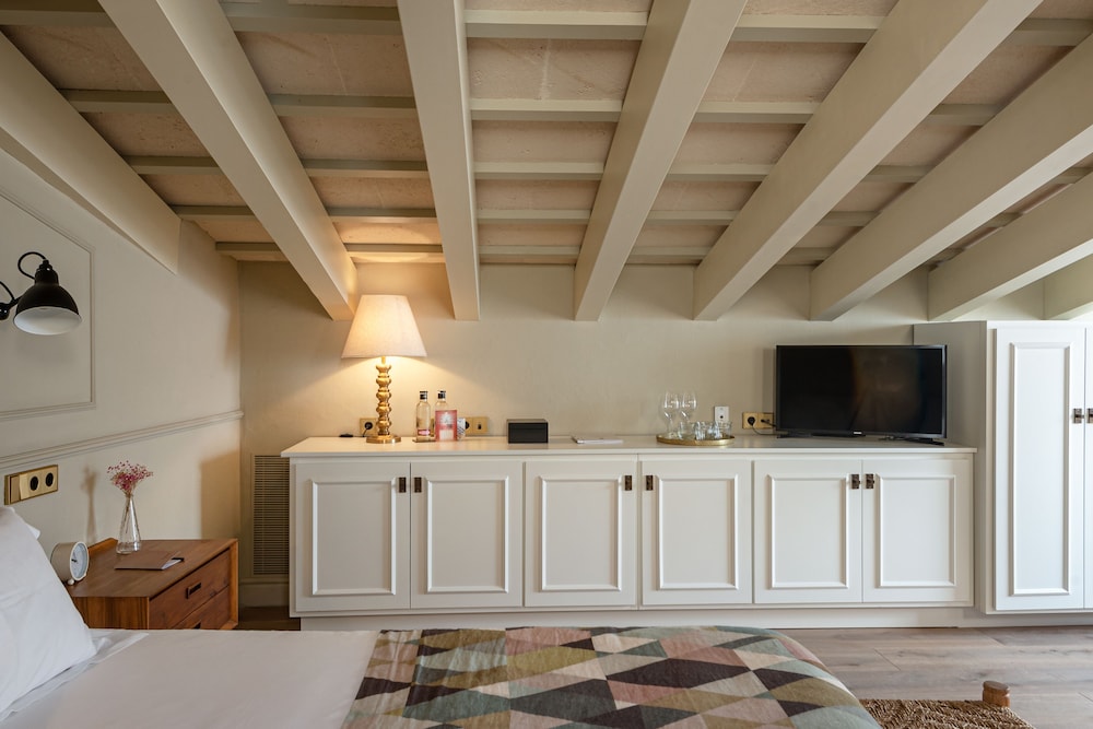 Hotel Boutique Can Sastre — Hotel rooms in Ciutadella de Menorca, Balearic Islands