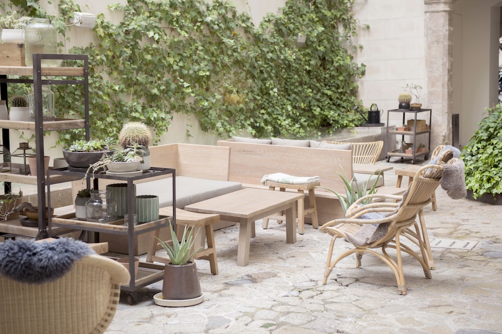 Petit Palace Hotel Tres — Restaurant & bars in Palma de Mallorca, Balearic Islands