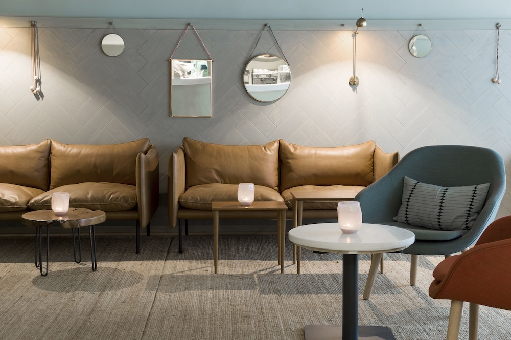Petit Palace Hotel Tres — Restaurant & bars in Palma de Mallorca, Balearic Islands