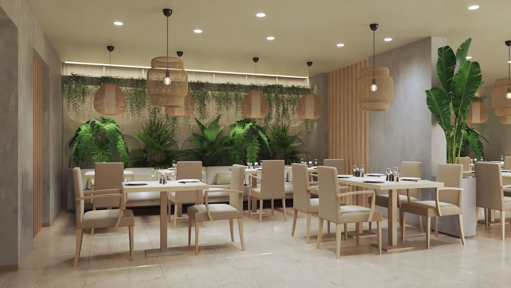 Valentin Somni Hotels & Suites – Adults Only +16 — Restaurant & bars in Peguera, Balearic Islands