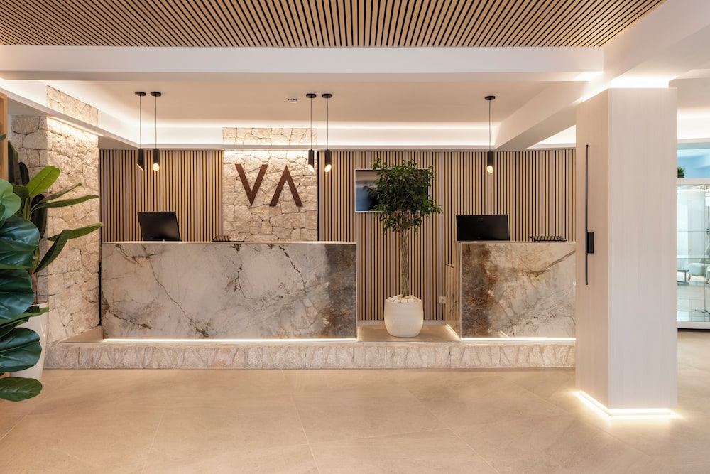 Valentin Somni Hotels & Suites – Adults Only +16 — Hotel building in Peguera, Balearic Islands