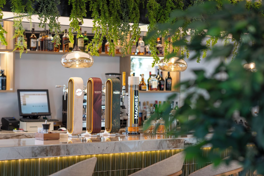 Valentin Somni Hotels & Suites – Adults Only +16 — Restaurant & bars in Peguera, Balearic Islands