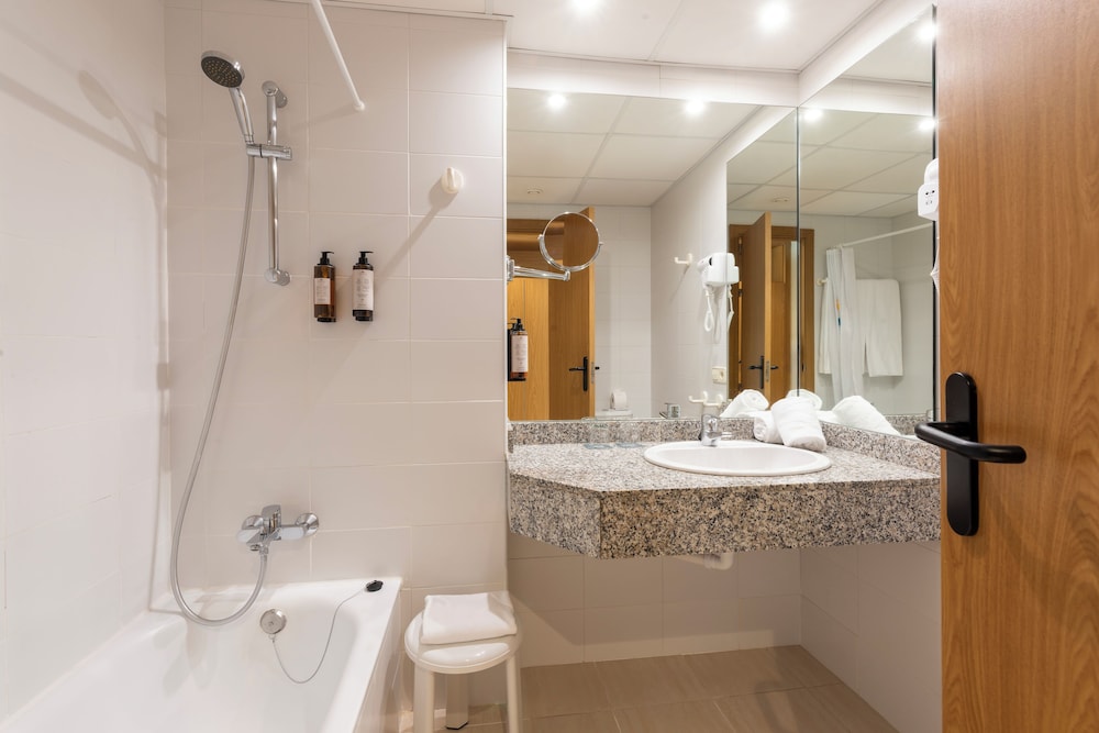 Valentin Reina Paguera - Adults Only — Rooms in Peguera, Balearic Islands