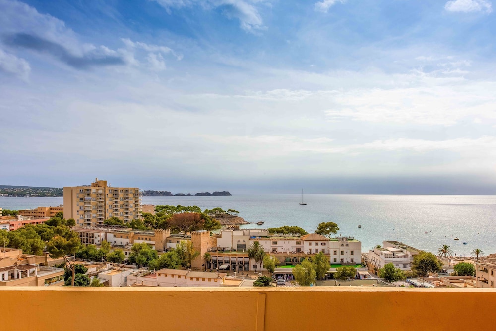 Valentin Reina Paguera - Adults Only — Rooms in Peguera, Balearic Islands