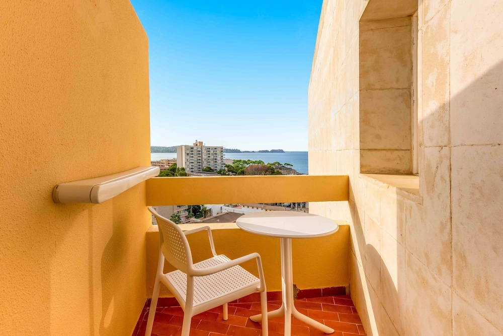 Valentin Reina Paguera - Adults Only — Rooms in Peguera, Balearic Islands