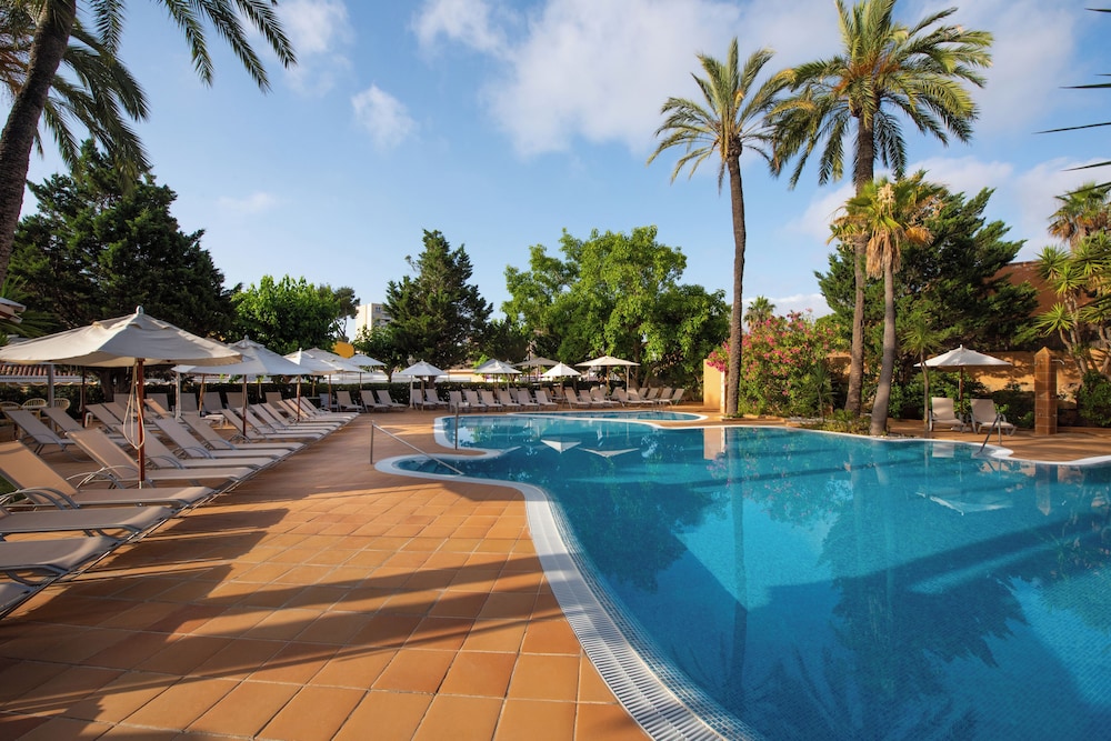 Valentin Reina Paguera - Adults Only — Pool in Peguera, Balearic Islands