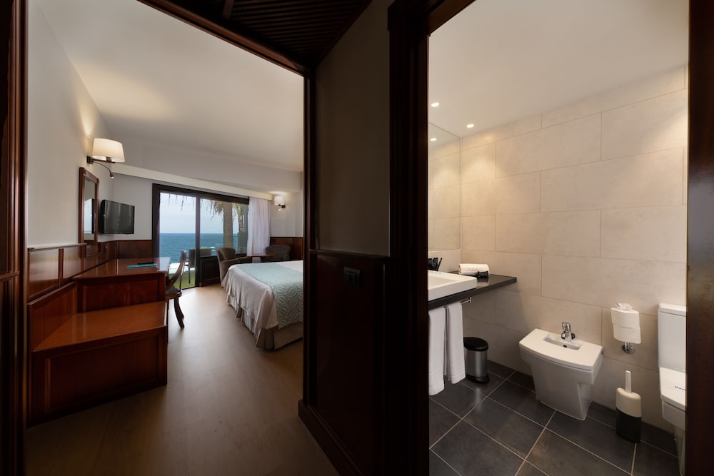 Hotel ValleMar — Hotel rooms in Puerto de la Cruz, Canary Islands