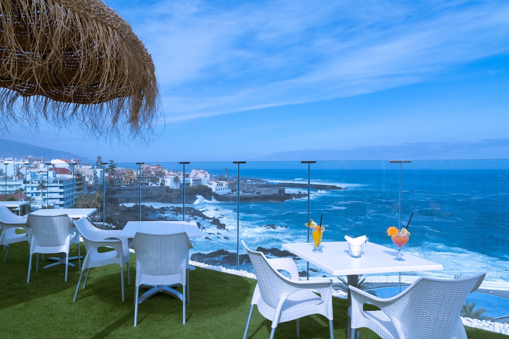 Hotel ValleMar — Restaurant & bars in Puerto de la Cruz, Canary Islands