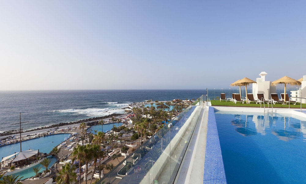 Hotel ValleMar — Swimming pool in Puerto de la Cruz, Canary Islands