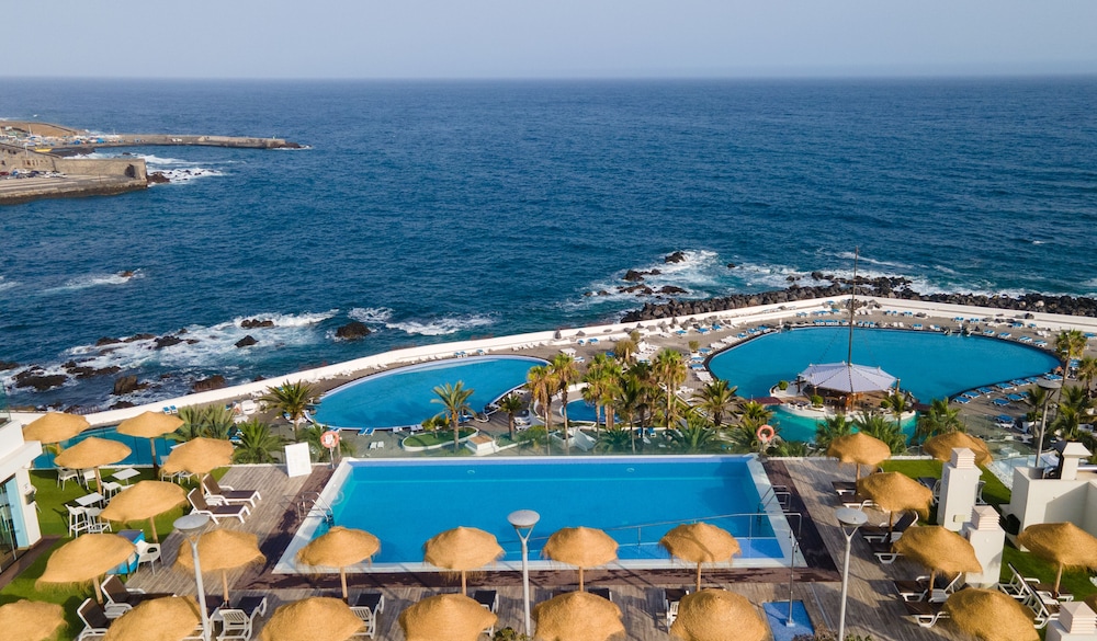 Hotel ValleMar — Swimming pool in Puerto de la Cruz, Canary Islands