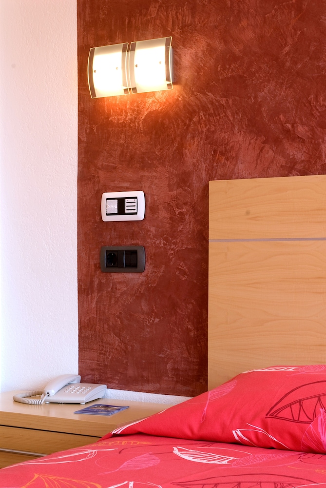 Hotel Capricho — Hotel rooms in Cala Ratjada, Balearic Islands