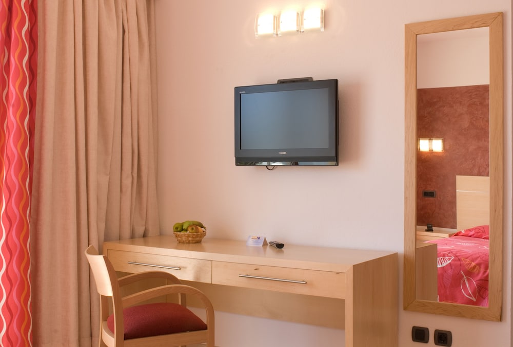 Hotel Capricho — Hotel rooms in Cala Ratjada, Balearic Islands