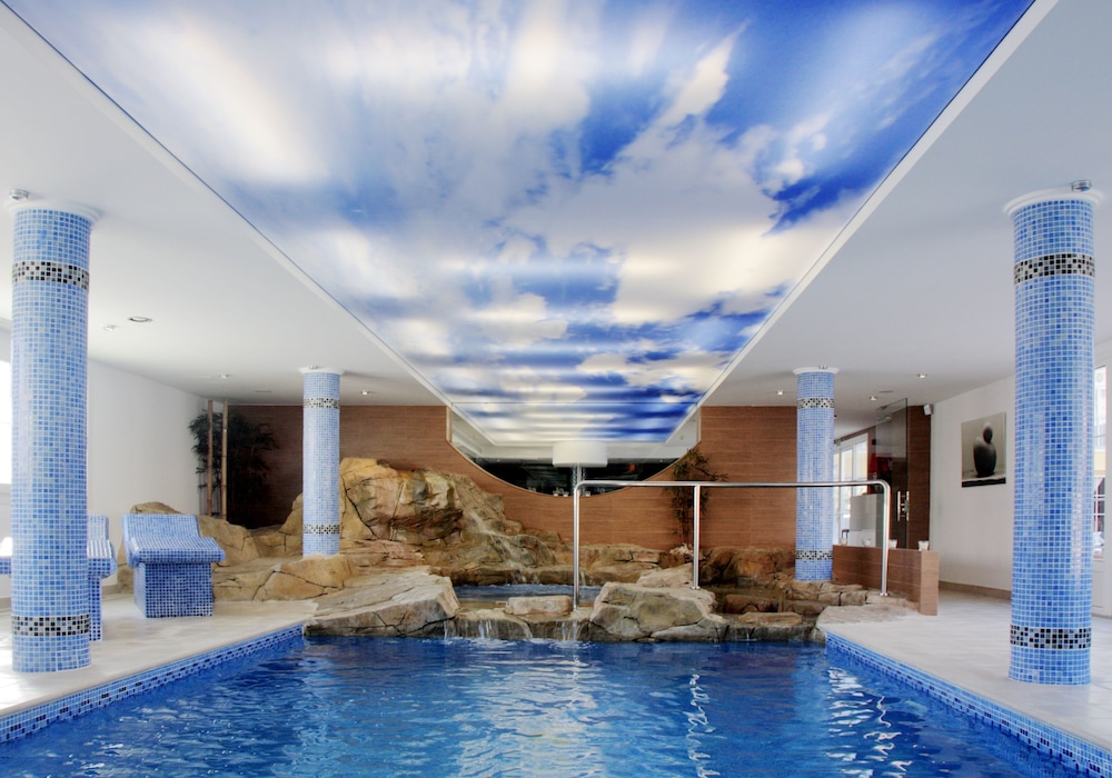 Hotel Capricho — Swimming pool in Cala Ratjada, Balearic Islands