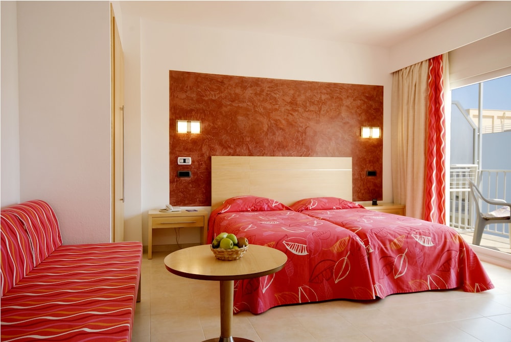 Hotel Capricho — Hotel rooms in Cala Ratjada, Balearic Islands