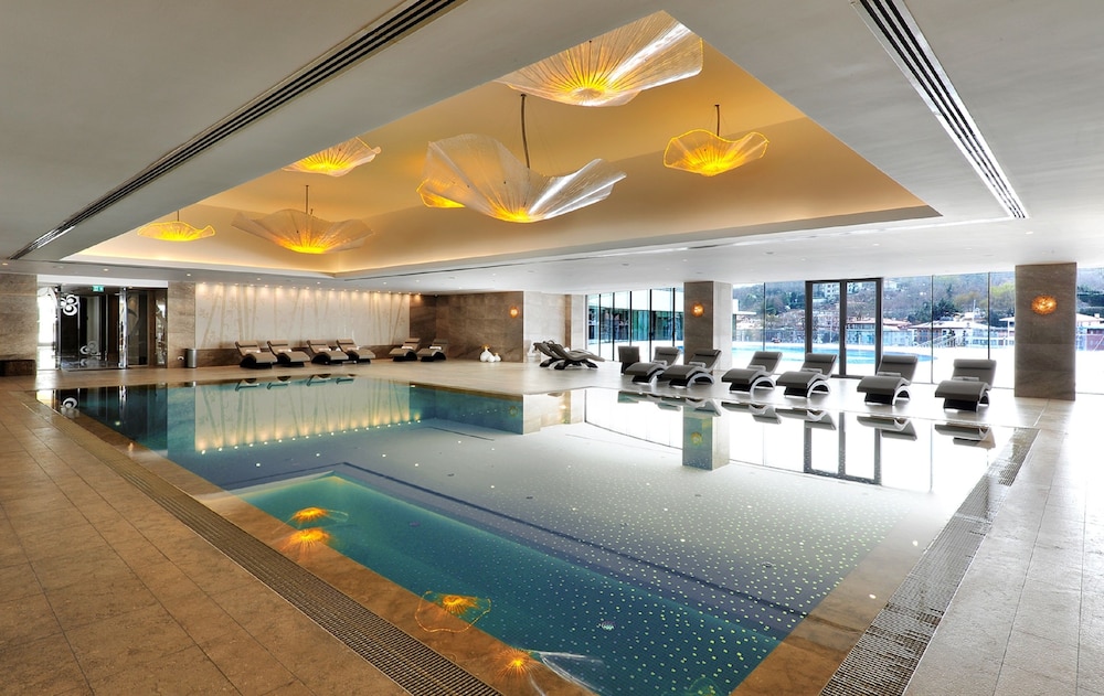 The Grand Tarabya Managed by Accor — Swimming pool in Istanbul, Istanbul
