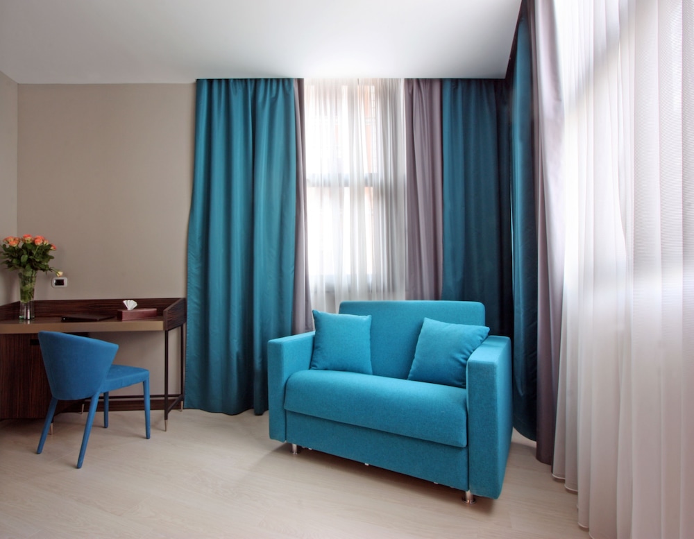 The Hive Hotel — Hotel rooms in Rome, Lazio