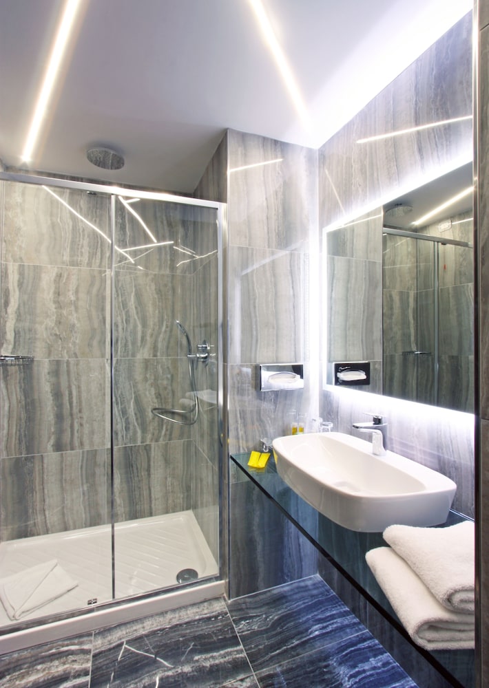 The Hive Hotel — Hotel rooms in Rome, Lazio
