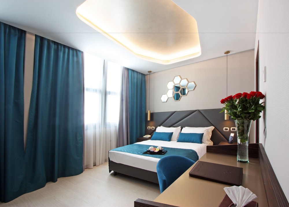 The Hive Hotel — Hotel rooms in Rome, Lazio